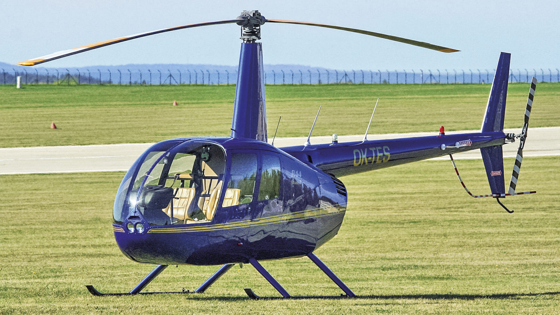 Embra_Air_Robinson44_exterier_03