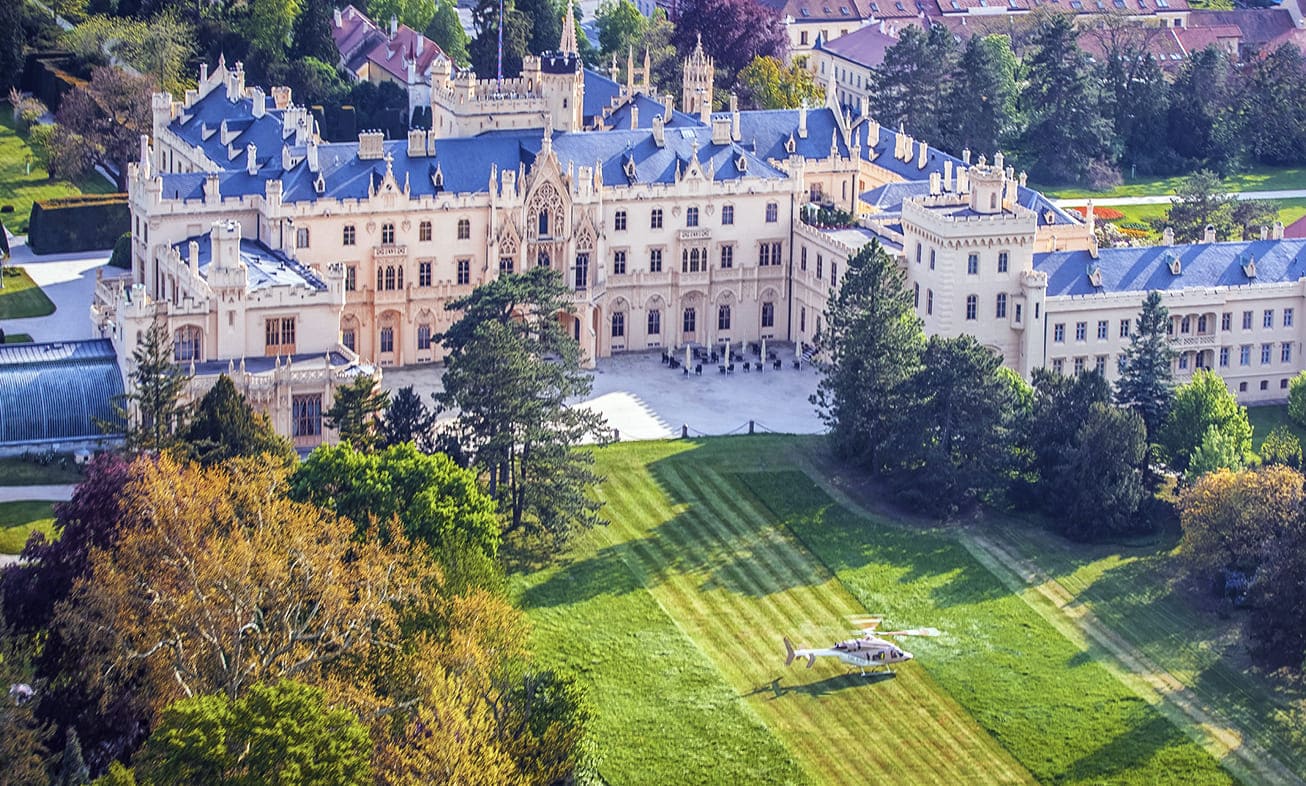 Embra_Air_bell427_zamek